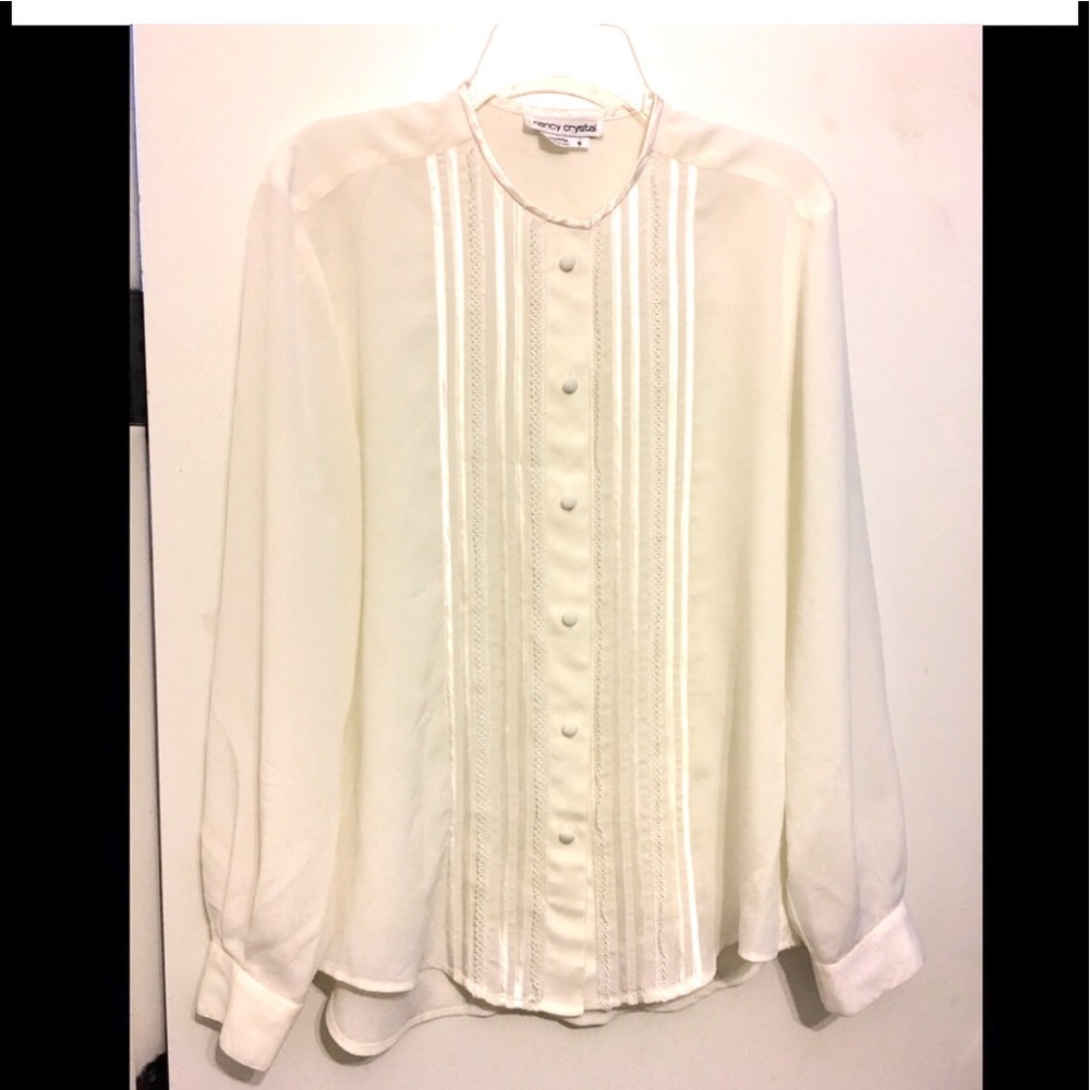 NEW Evening Blouse. Cream color. Size 8